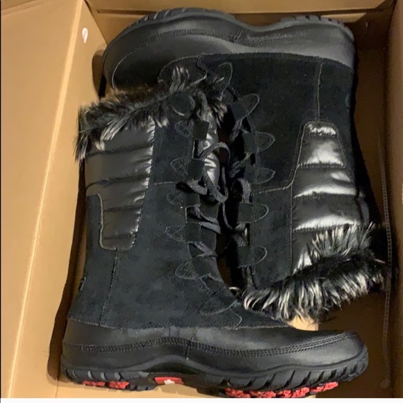 New sz 8 the North Face waterproof boots - Picture 4 of 4
